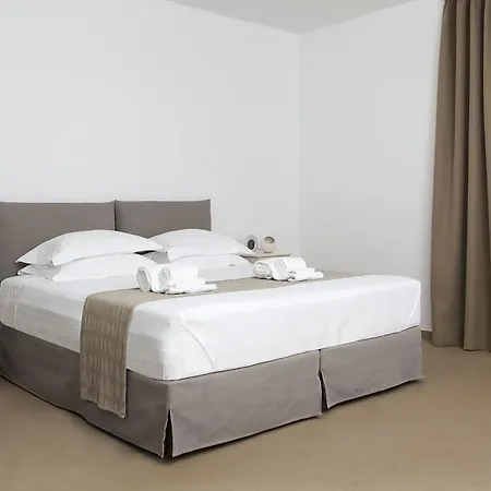 Apartment House Antiparos Town